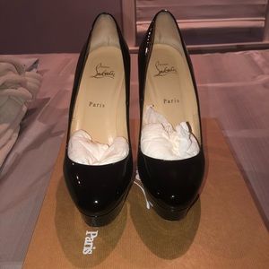 Christian Louboutin (Authentic) Bianca Pump